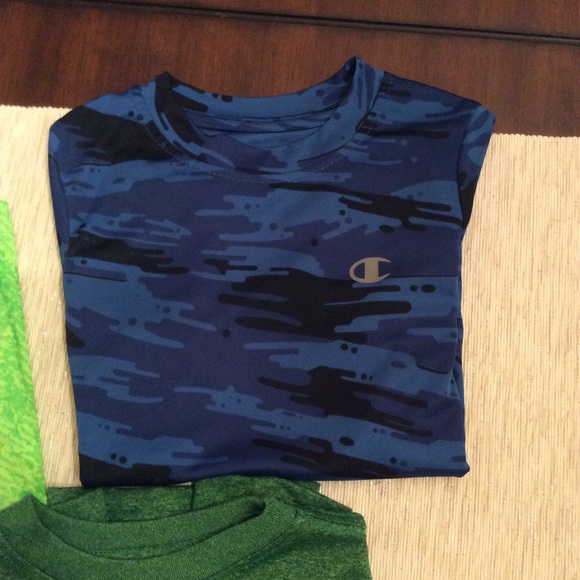 Final price❗️3 champion shirts 4T NWOT - Picture 2 of 7